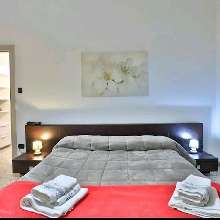 Casa Vacanza Arcangeli Salerno Luaran gambar